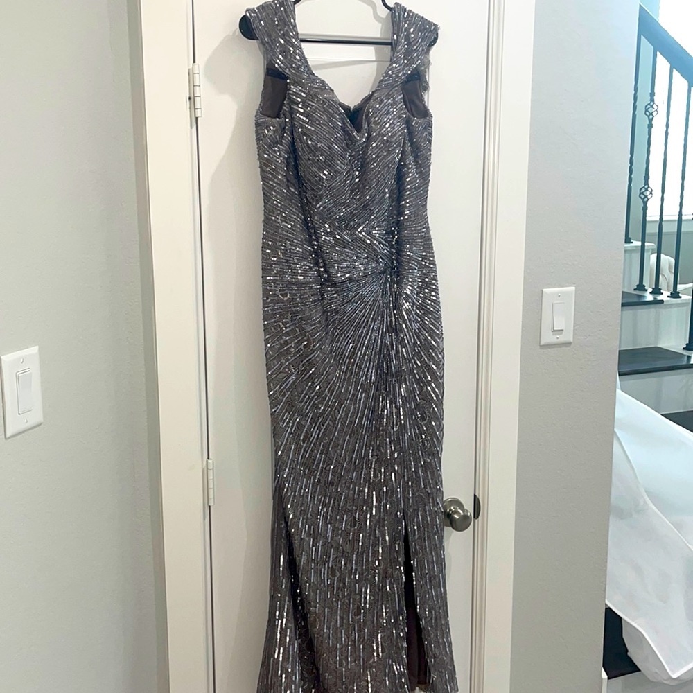 COPY - RENE RUIZ Stunning “Mother of the Bride” dress worn only ONCE!